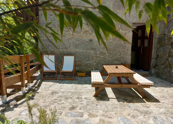 בית חווה Quinta Das Bollotas *